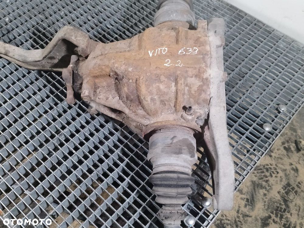 DYFERENCJAŁ TYŁ MERCEDES-BENZ VITO 639 A6393510108 2.2 CDI - 9