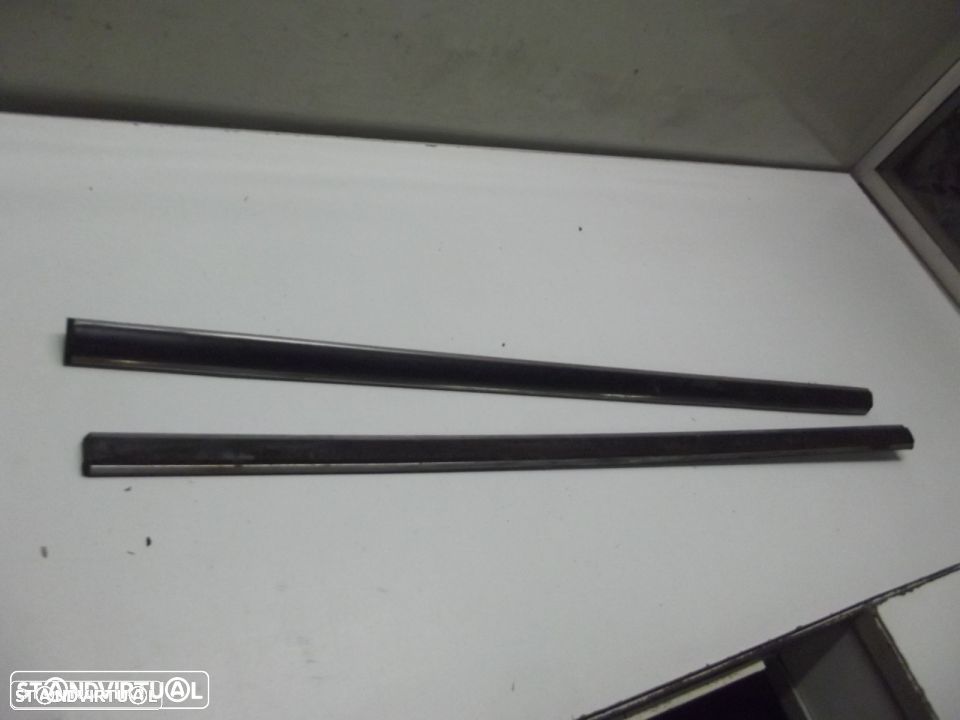 fiat 127 frisos das portas - 3