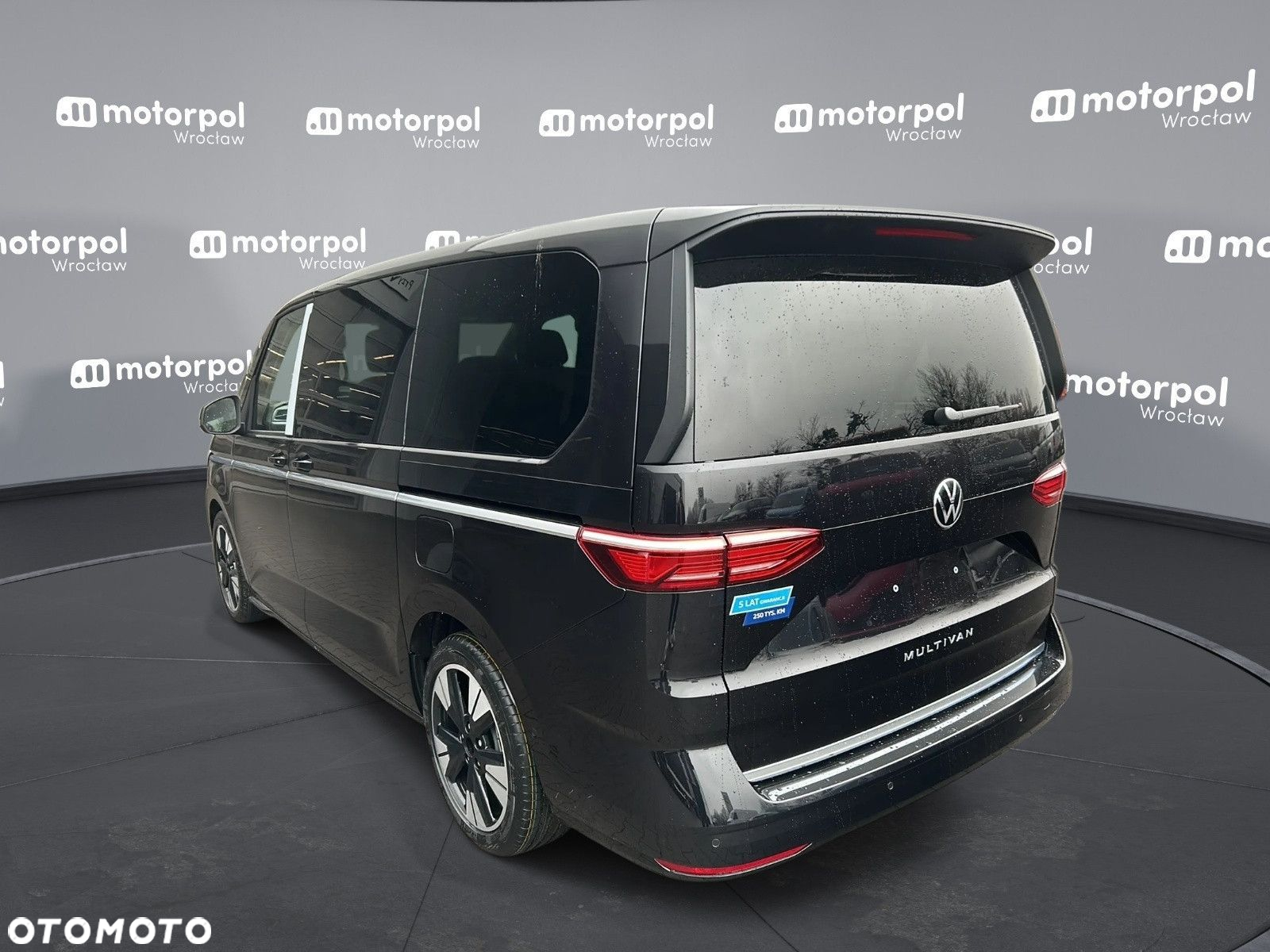 Volkswagen Multivan 2.0 TSI L2 Style DSG - 6