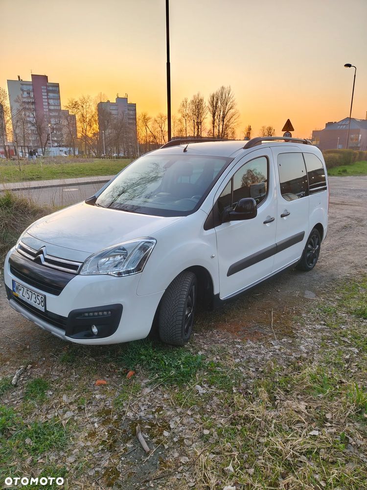 Citroën Berlingo Multispace BlueHDi 120 S&S SHINE - 1