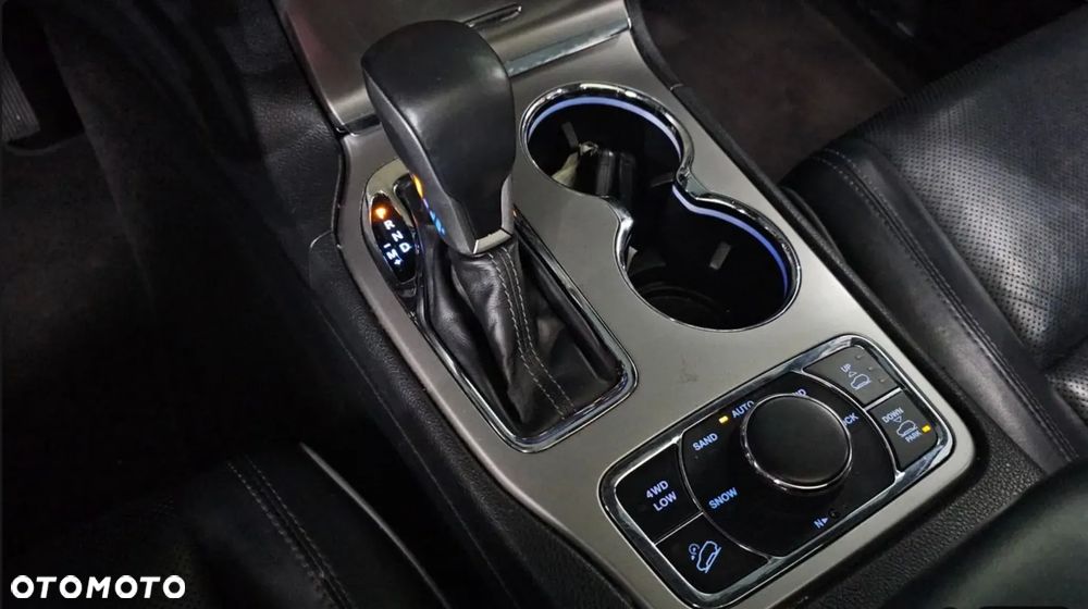 Jeep Grand Cherokee 3.6 V6 Overland Summit - 12