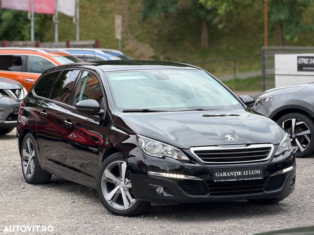 Peugeot 308 1.6HDi Premium - 2