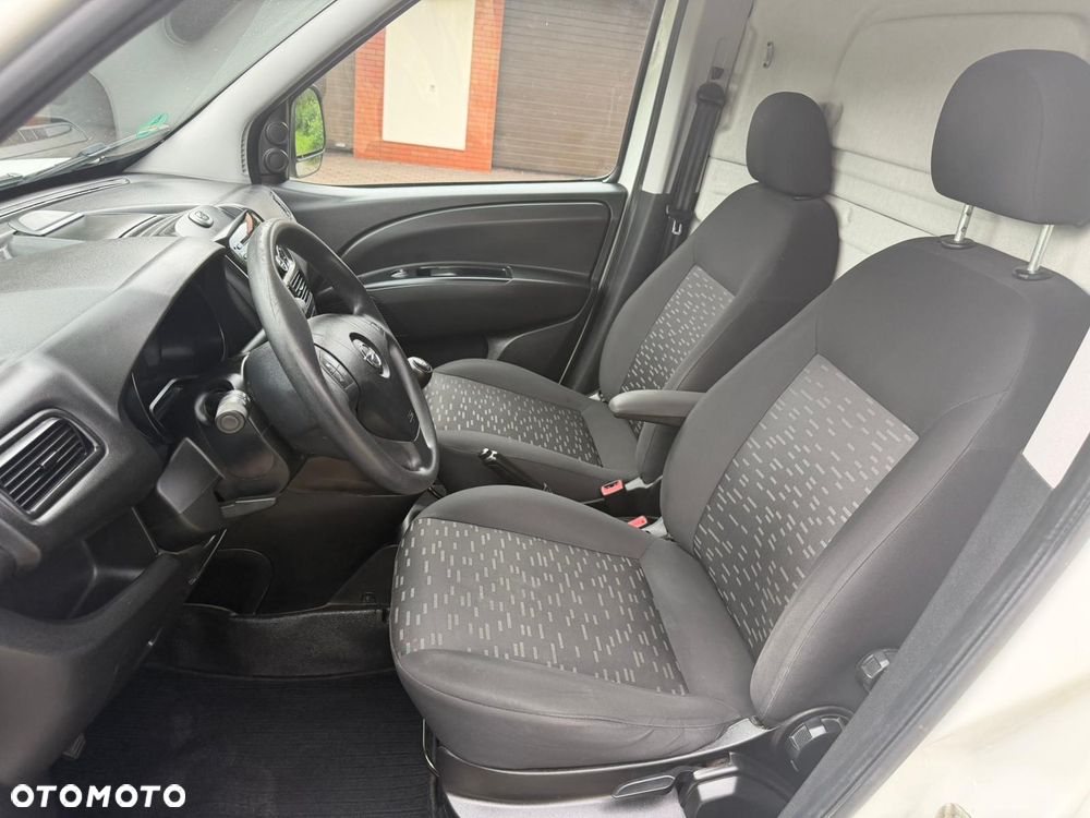 Opel Combo - 9