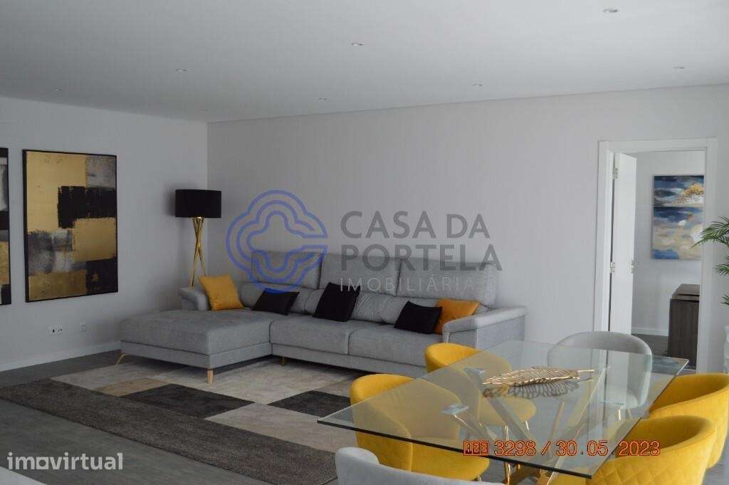 Apartamento T3 Novo com piscina, garagem e arrecadação em zona calma d