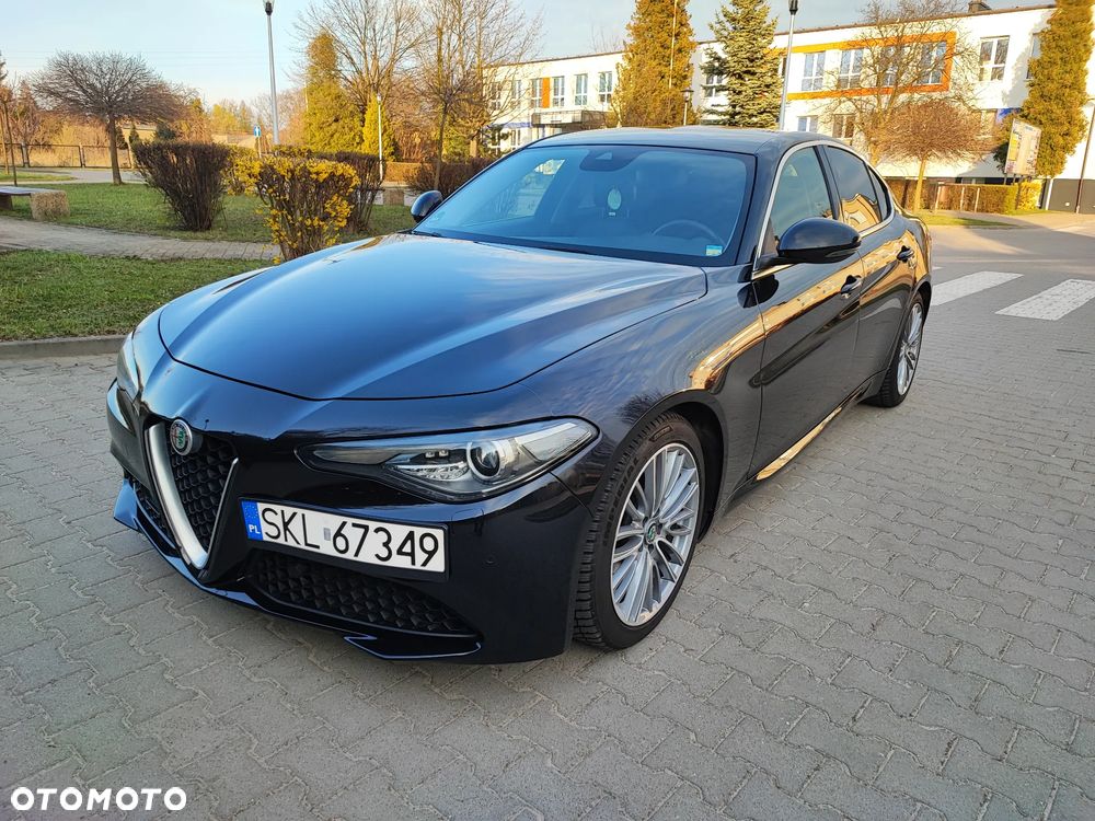 Alfa Romeo Giulia 2.2 AT8 Super - 1