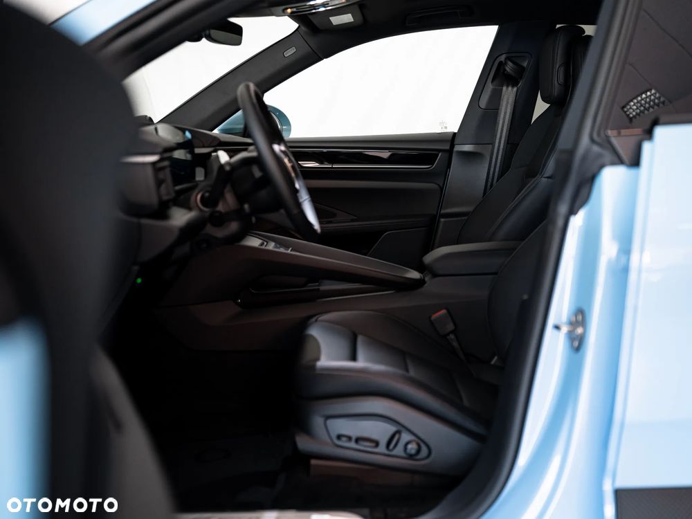 Porsche Macan 4 100kWh - 12