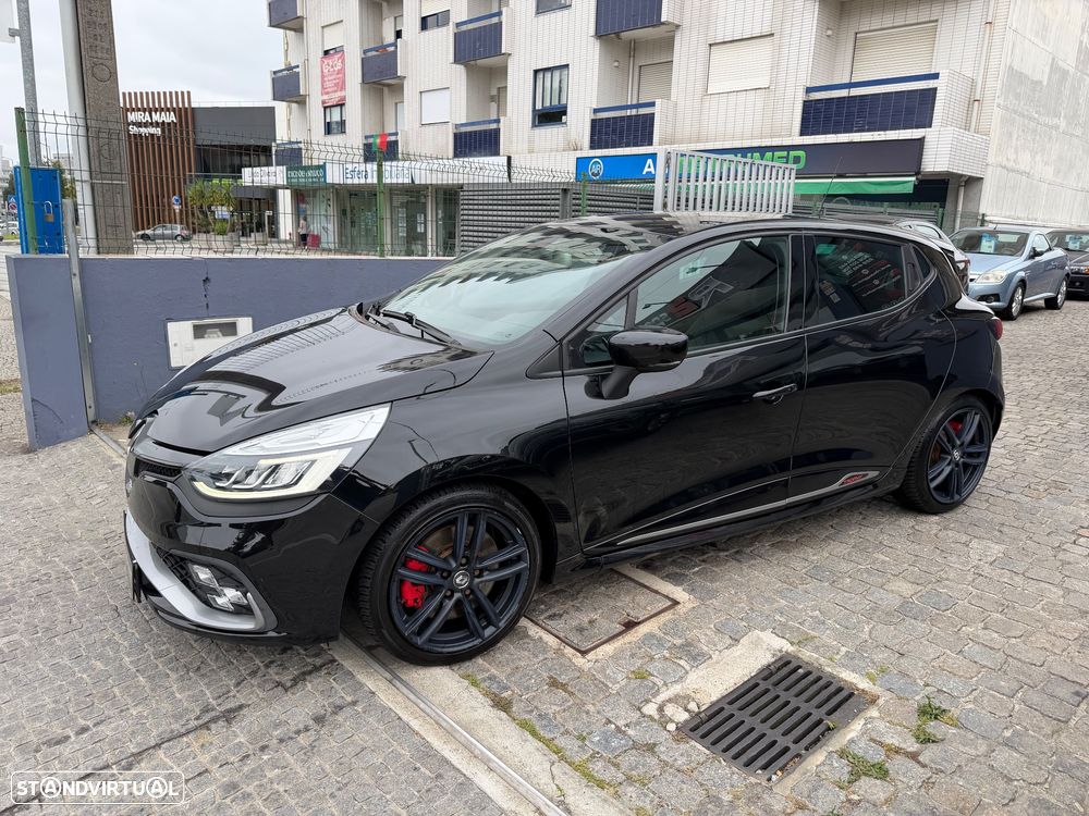 Renault Clio TCe 220 EDC R.S. Trophy - 5