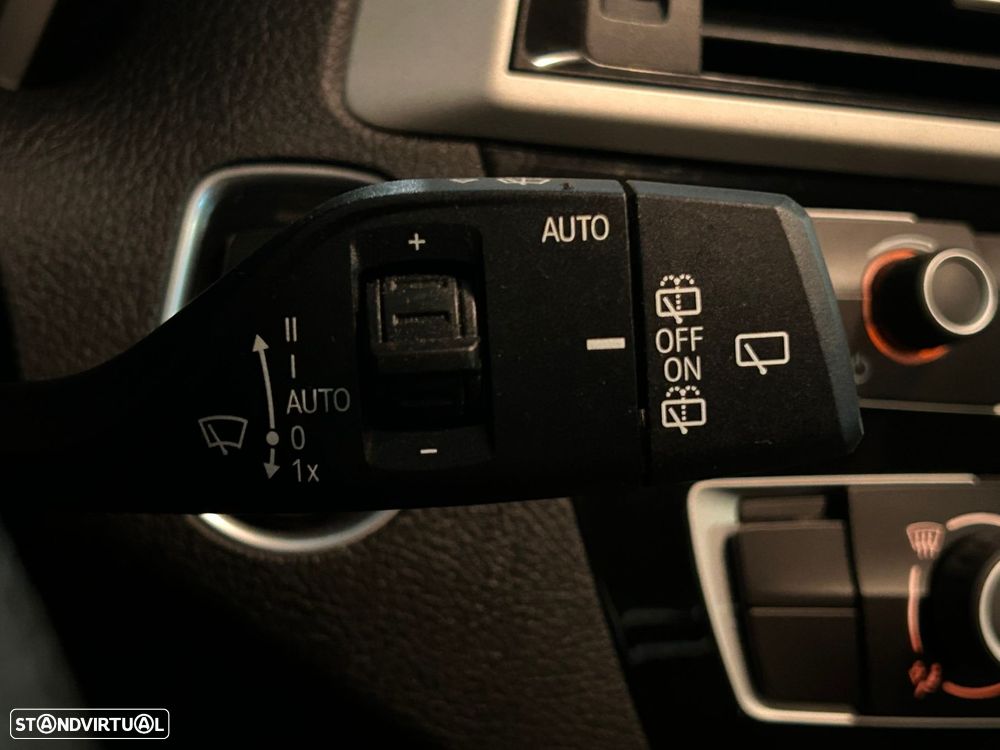 BMW 116 d Line Urban - 15