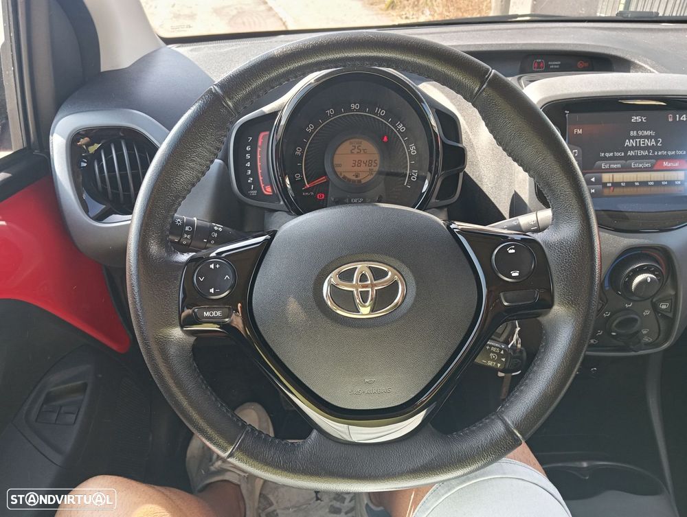 Toyota Aygo 1.0 X-Play - 7