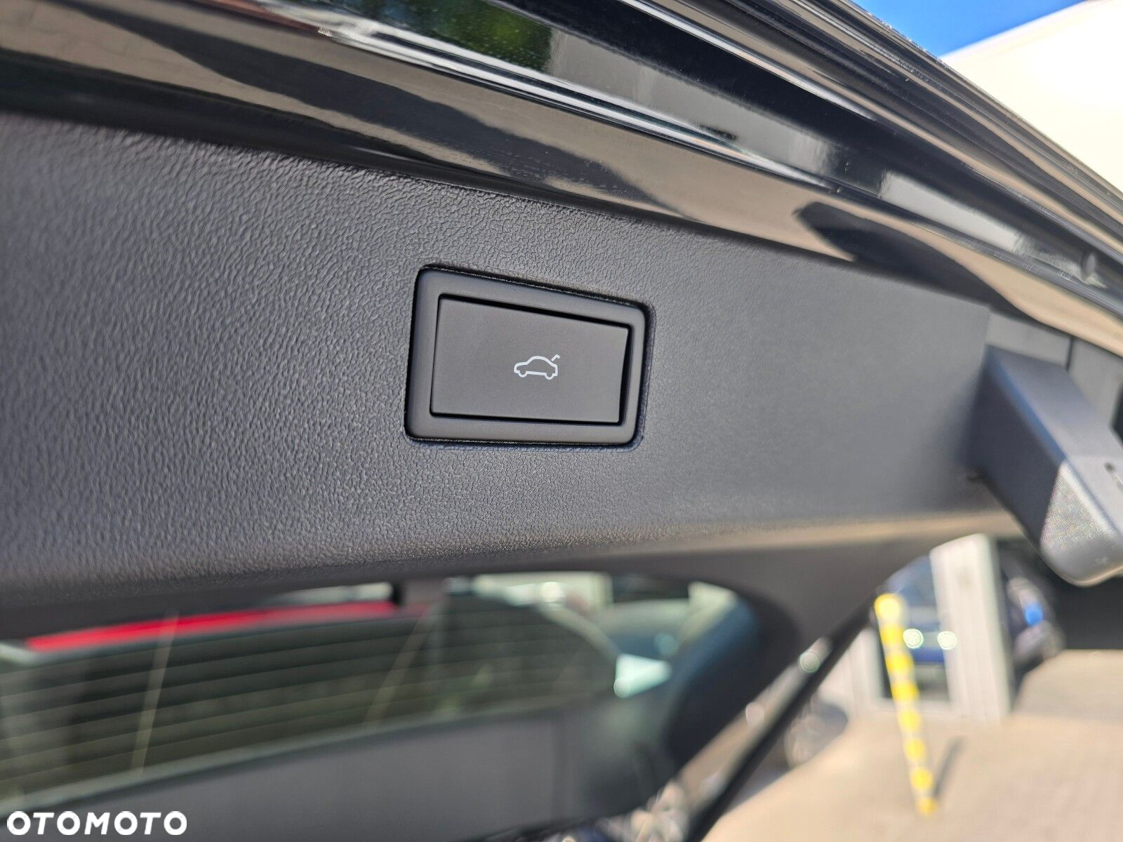 Volkswagen Tiguan 1.5 eHybrid PHEV R-Line Plus DSG - 12