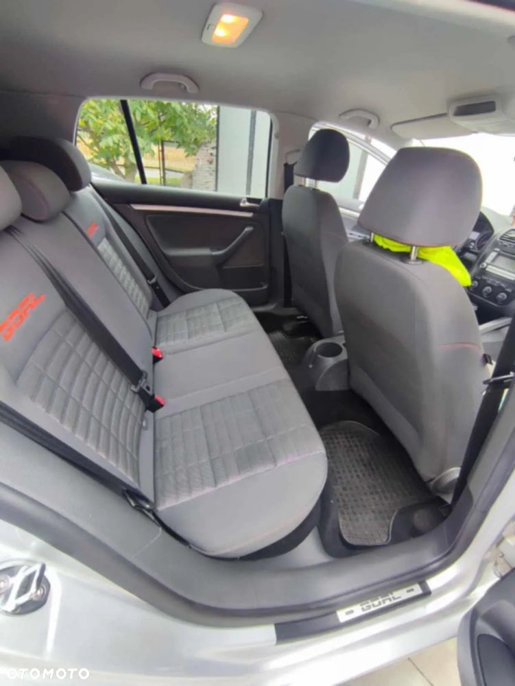 Volkswagen Golf 1.6 Automatik Goal - 5