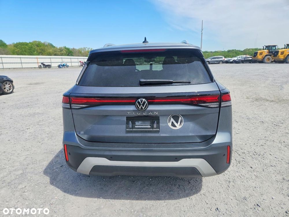 Volkswagen Tiguan - 6