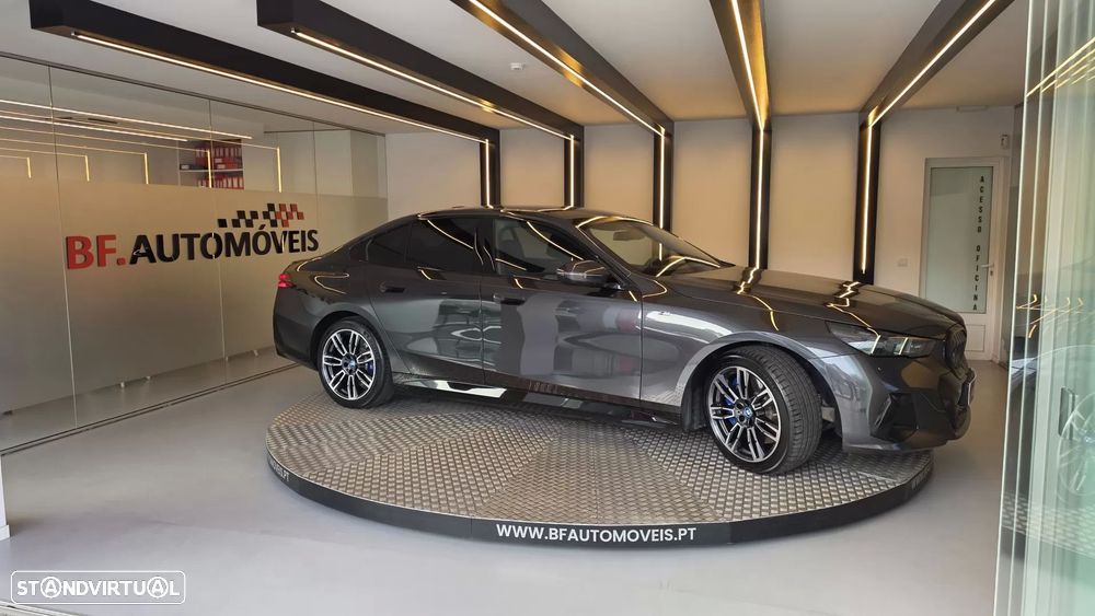 BMW i5 eDrive40 Pack Desportivo M Pro - 5