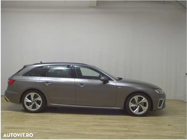 Audi A4 40 TDI S tronic S line