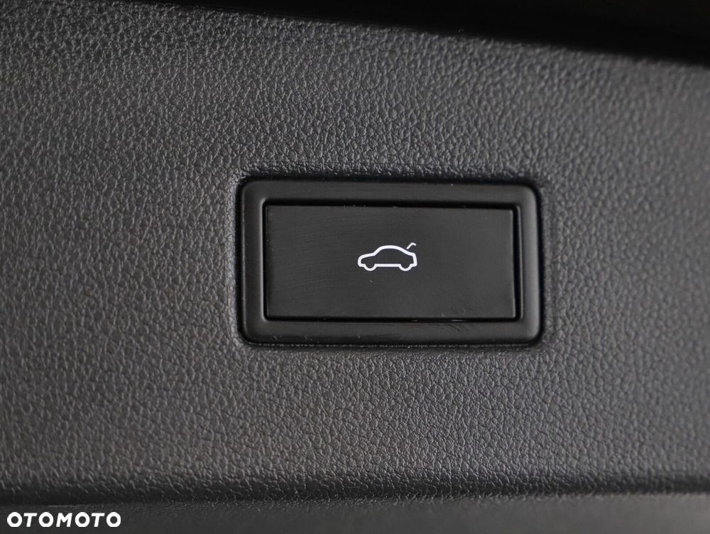 Volkswagen Tiguan - 22