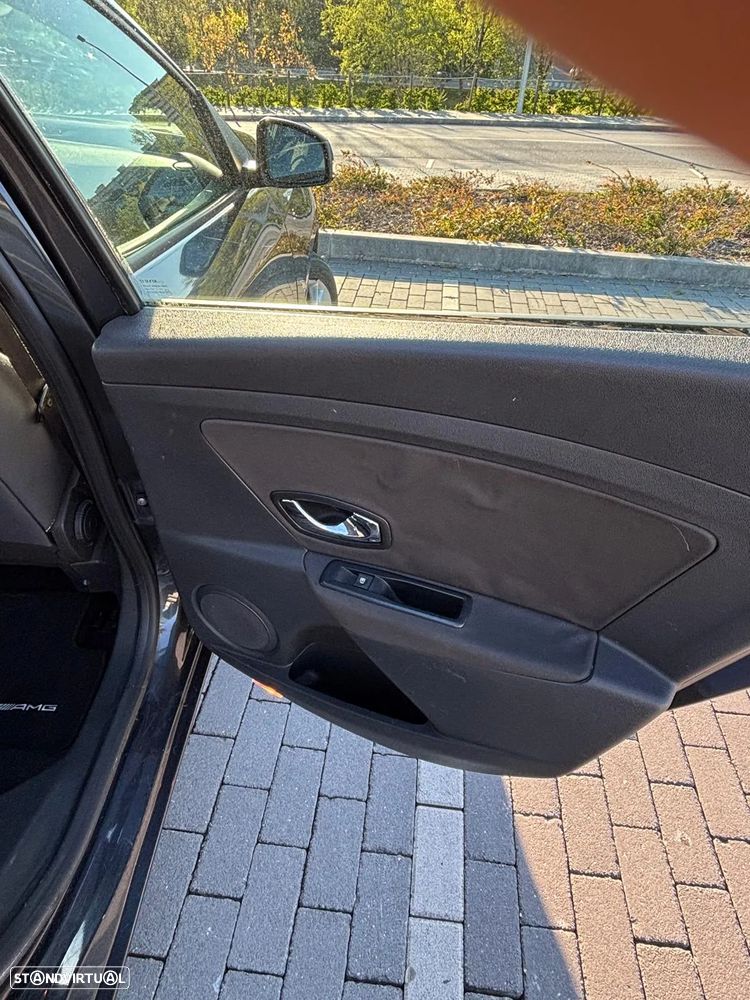 Renault Mégane Sport Tourer - 13