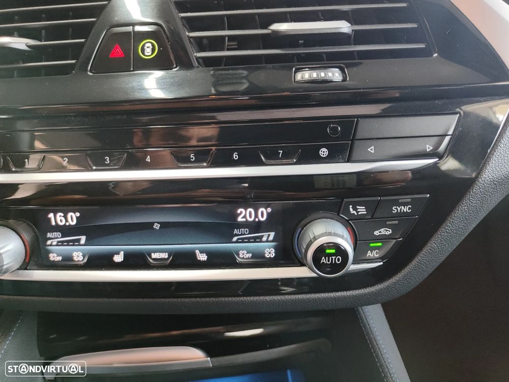 BMW 530 e Pack 50 anos M - 39