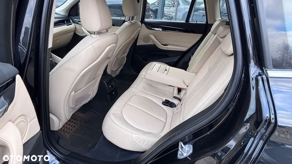BMW X1 - 18
