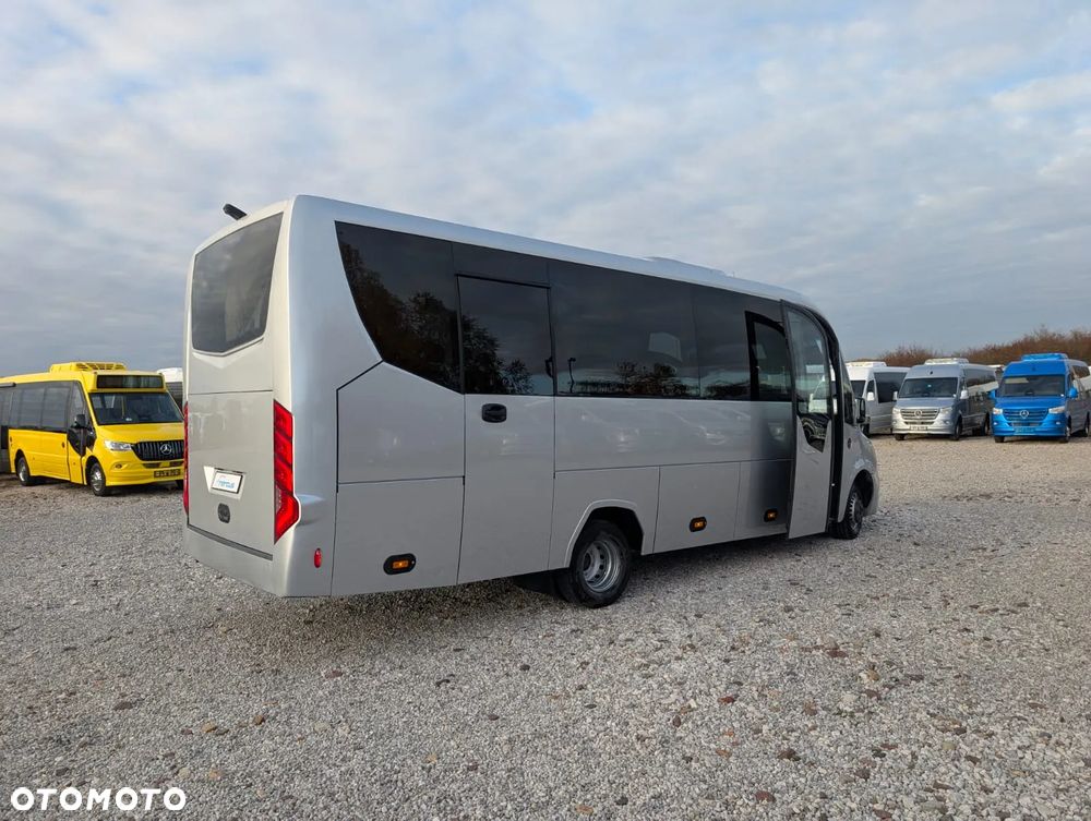 Mercedes-Benz Sprinter 519 - 5