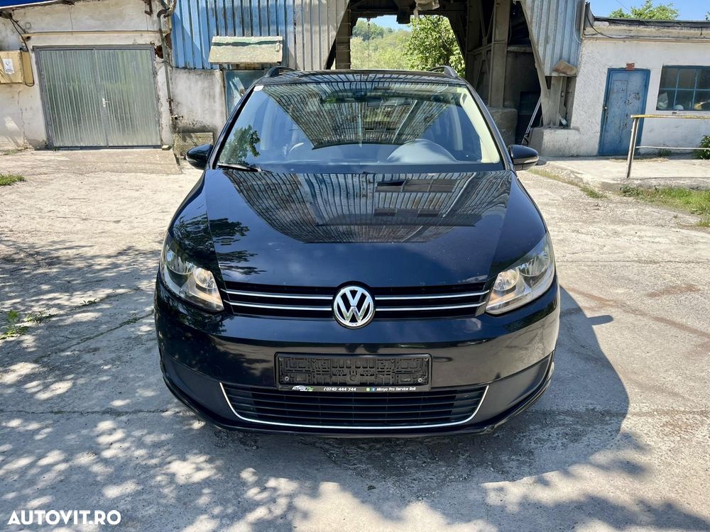 Volkswagen Touran 1.6 TDI DPF DSG Life - 2