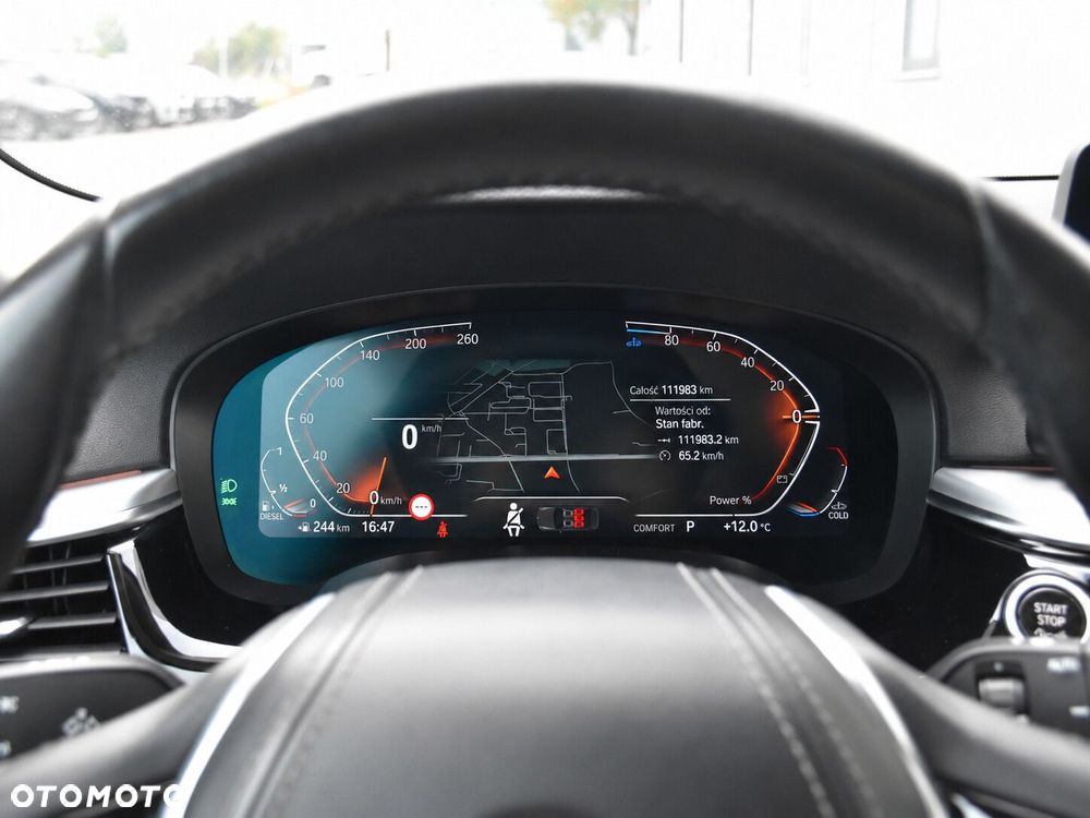 BMW Seria 5 520d xDrive - 15