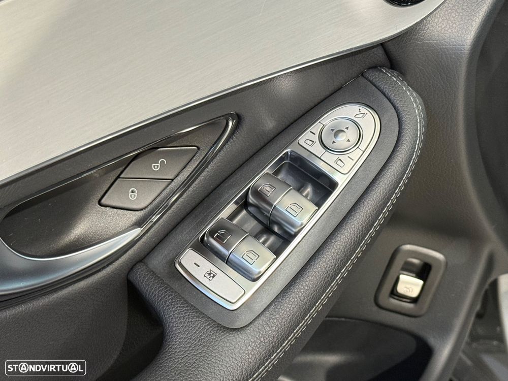 Mercedes-Benz GLC 300 de Coupe 4Matic 9G-TRONIC AMG Line - 20