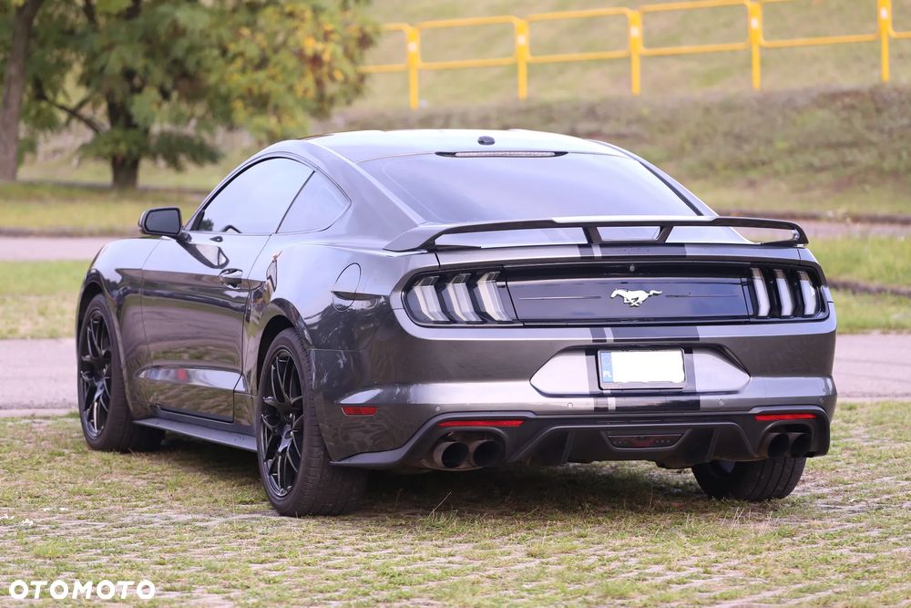 Ford Mustang 2.3 Eco Boost - 36