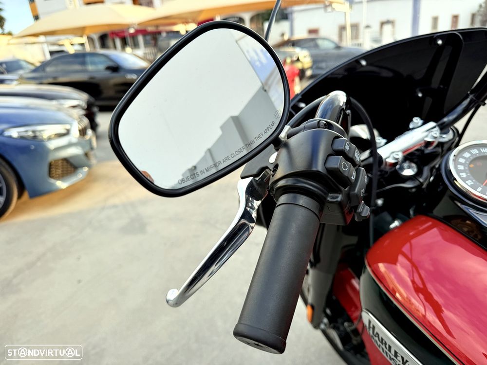 Harley-Davidson Heritage Softail Classic - 19