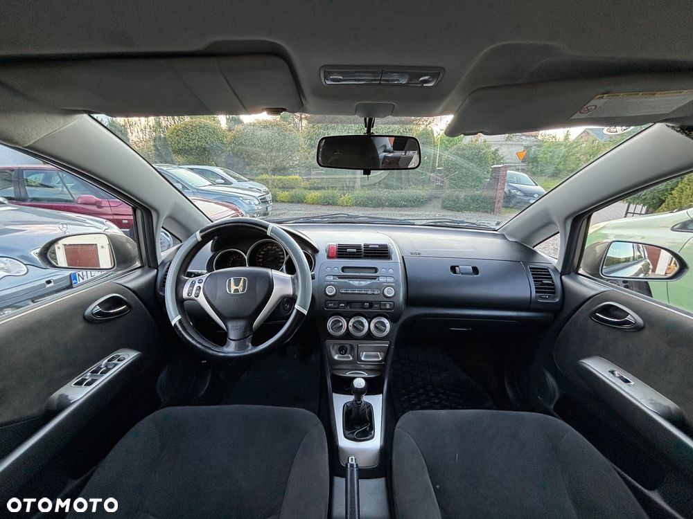Honda City 1.4 Comfort - 18