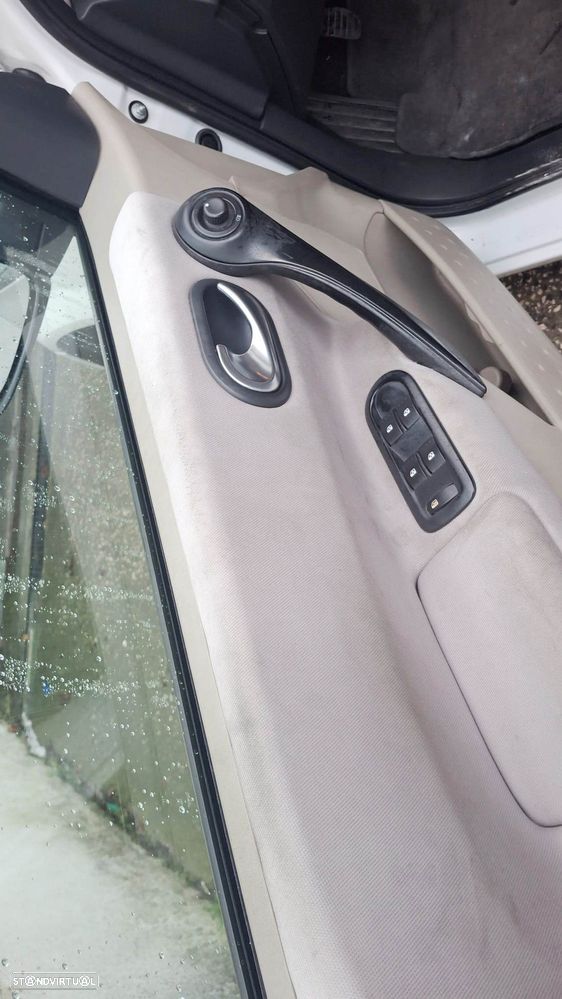 Renault Mégane Break 1.5 dCi Confort - 14