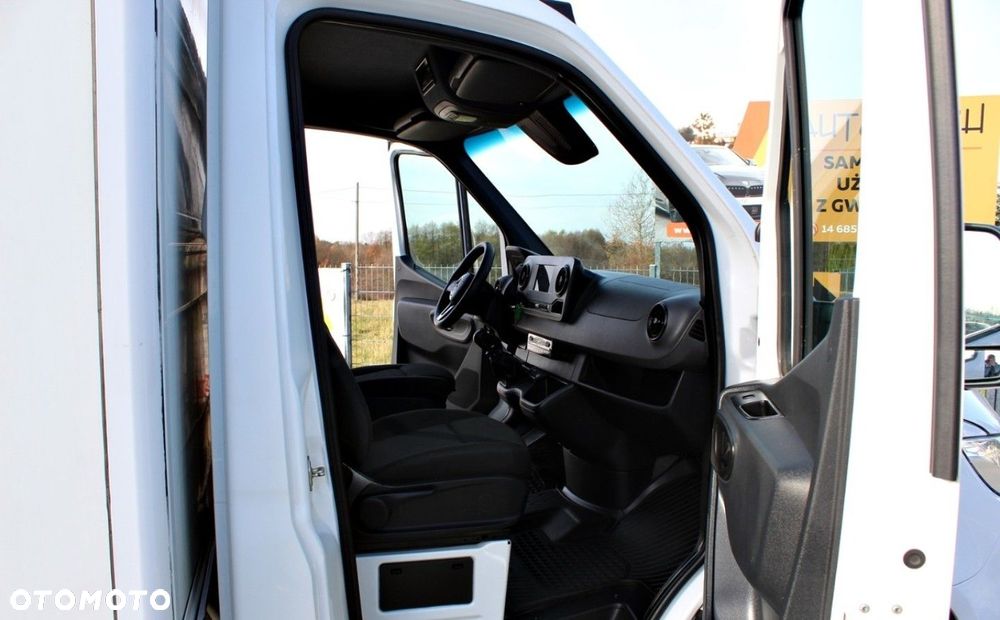 Mercedes-Benz Sprinter 516 CDI - 12