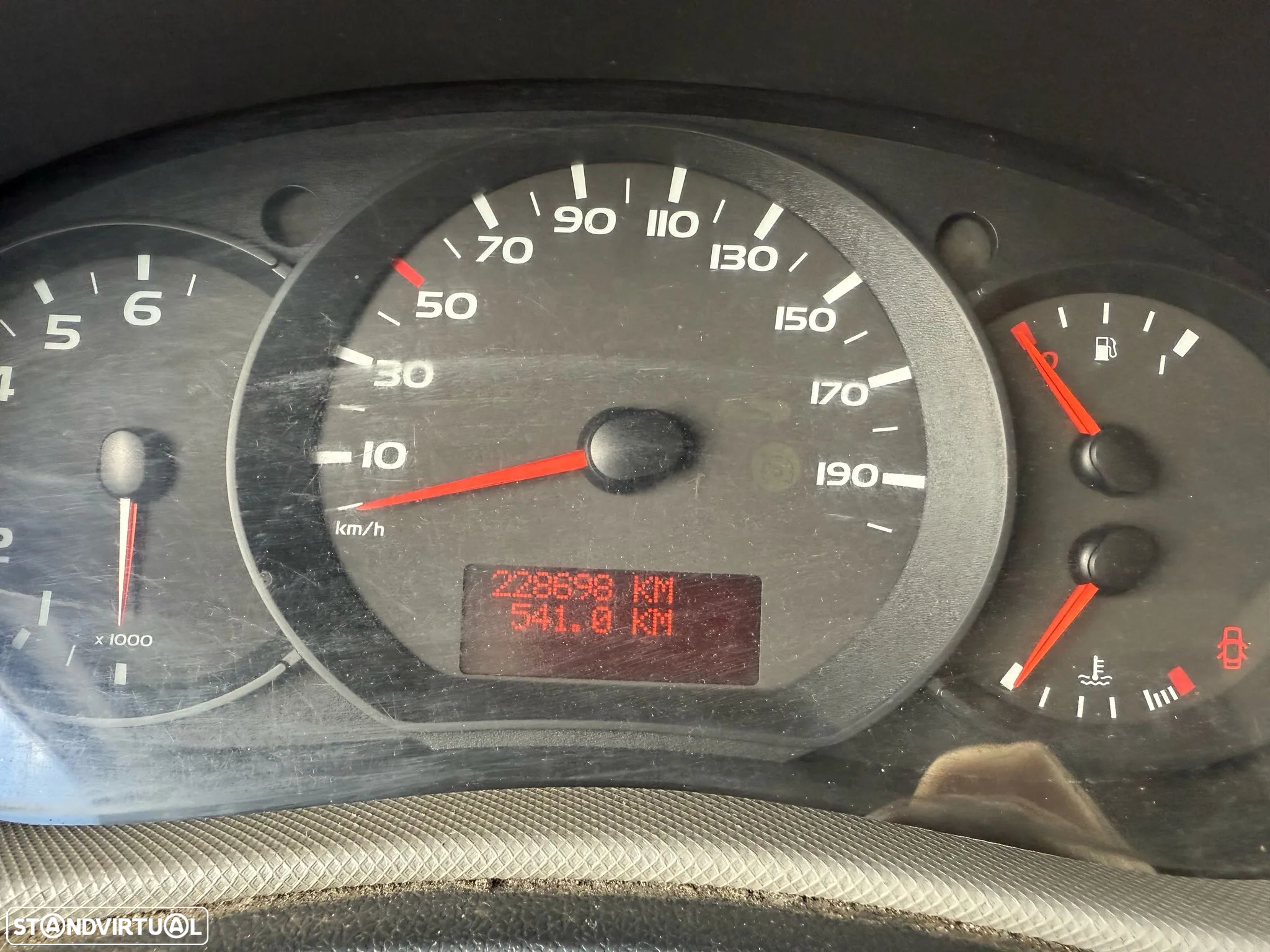 Renault Master 2.3 BASCULANTE - 12