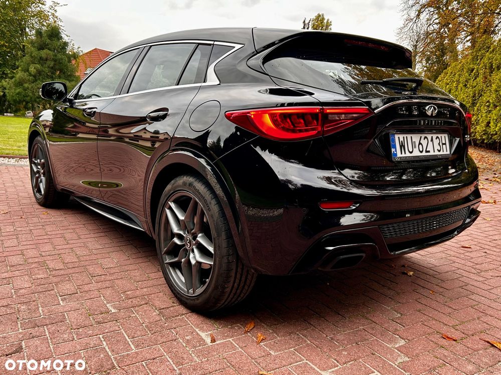 Infiniti Q30 1.6t Sport 7DCT - 7