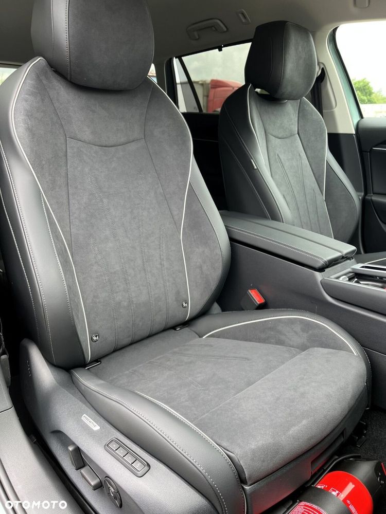 Volkswagen Passat Variant 2.0 TDI SCR Business DSG - 34
