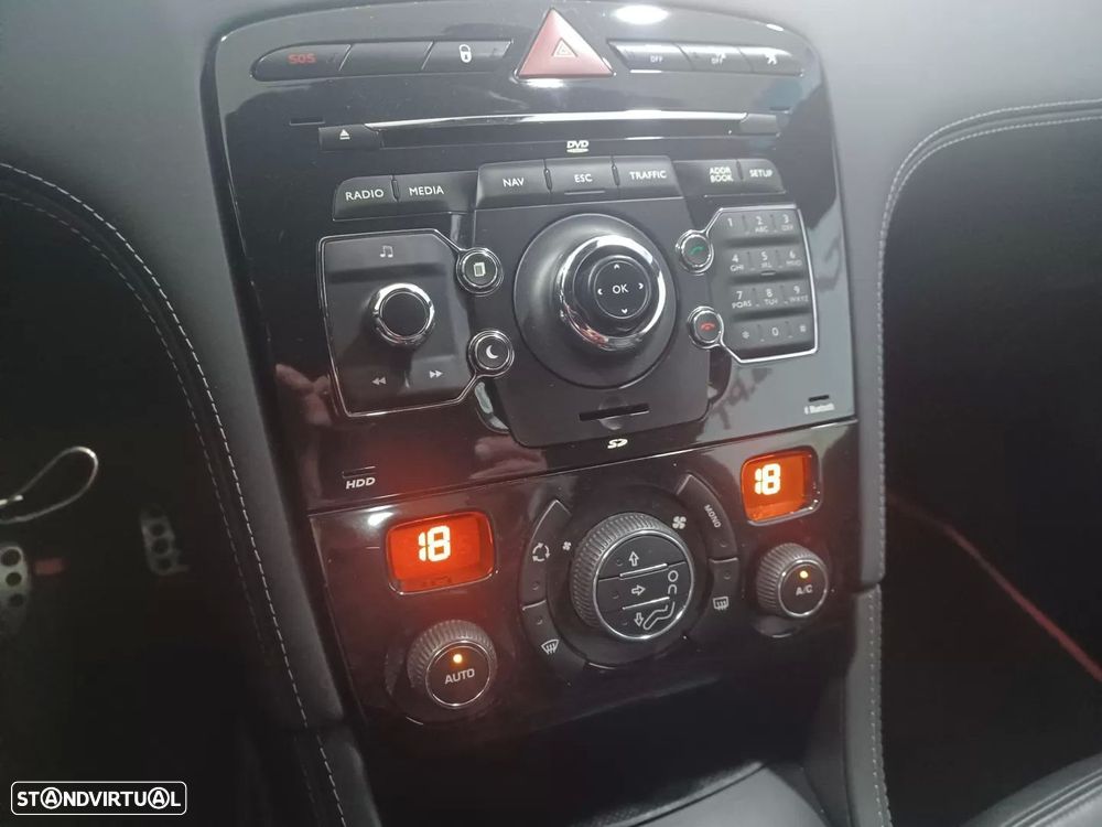 Peugeot RCZ 1.6 200 THP - 16