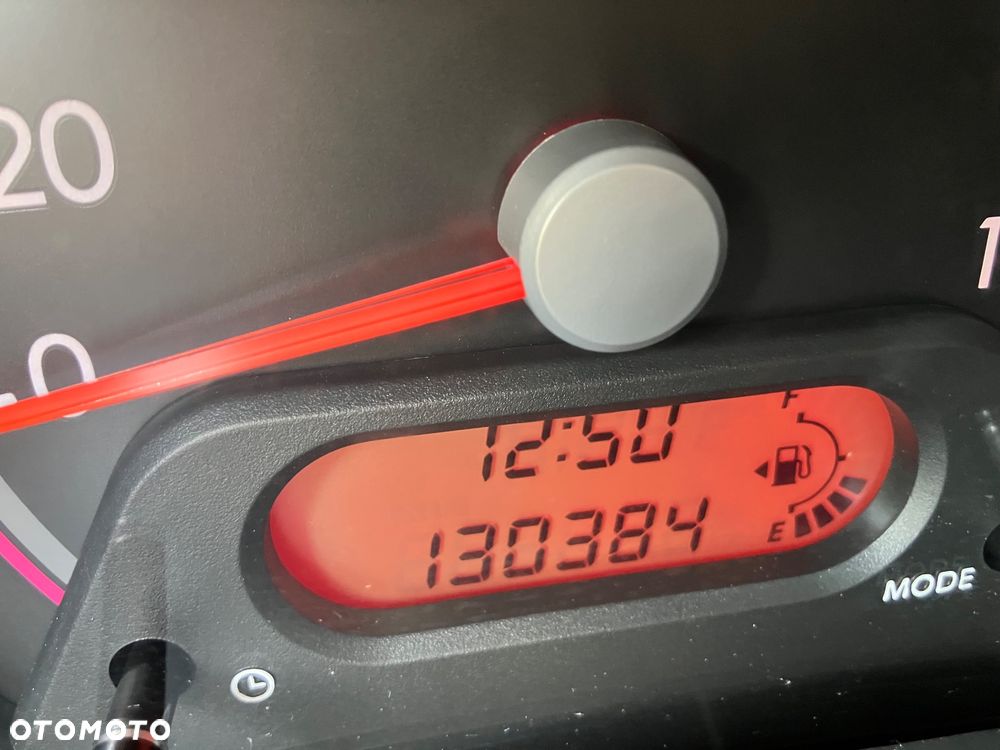 Suzuki Alto 1.0 Comfort City - 11