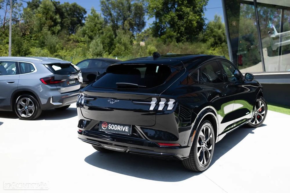 Ford Mustang Mach-E AWD PREMIUM - 5