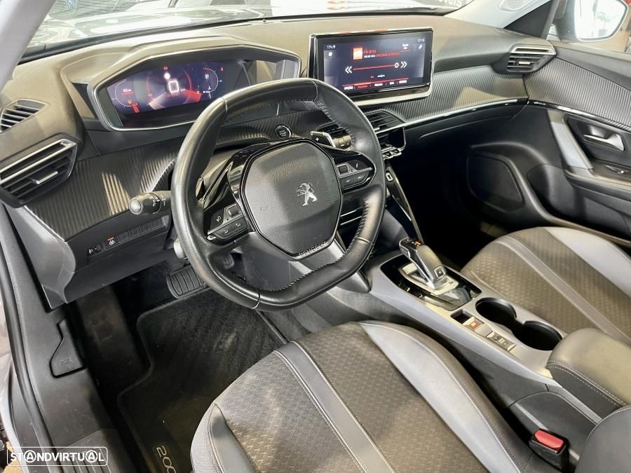 Peugeot 2008 1.2 PureTech Allure Pack EAT8 - 9