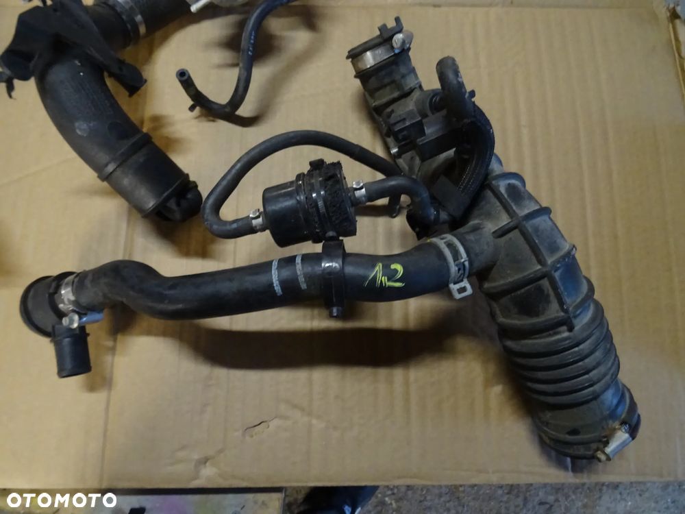 DACIA DOKKER LODGY 1,2 TCE PRZEWOD POWIETRZA ROZNE CZESCI SILNIKA WYSYLKA