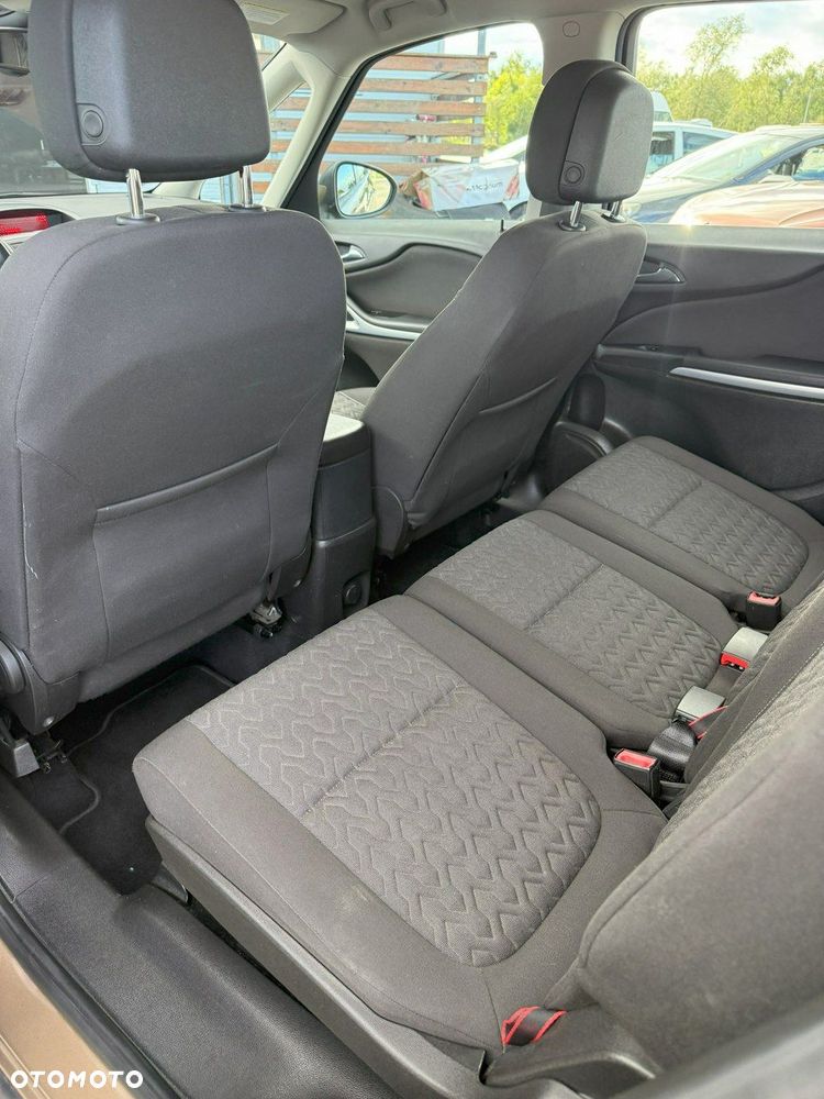 Opel Zafira - 14