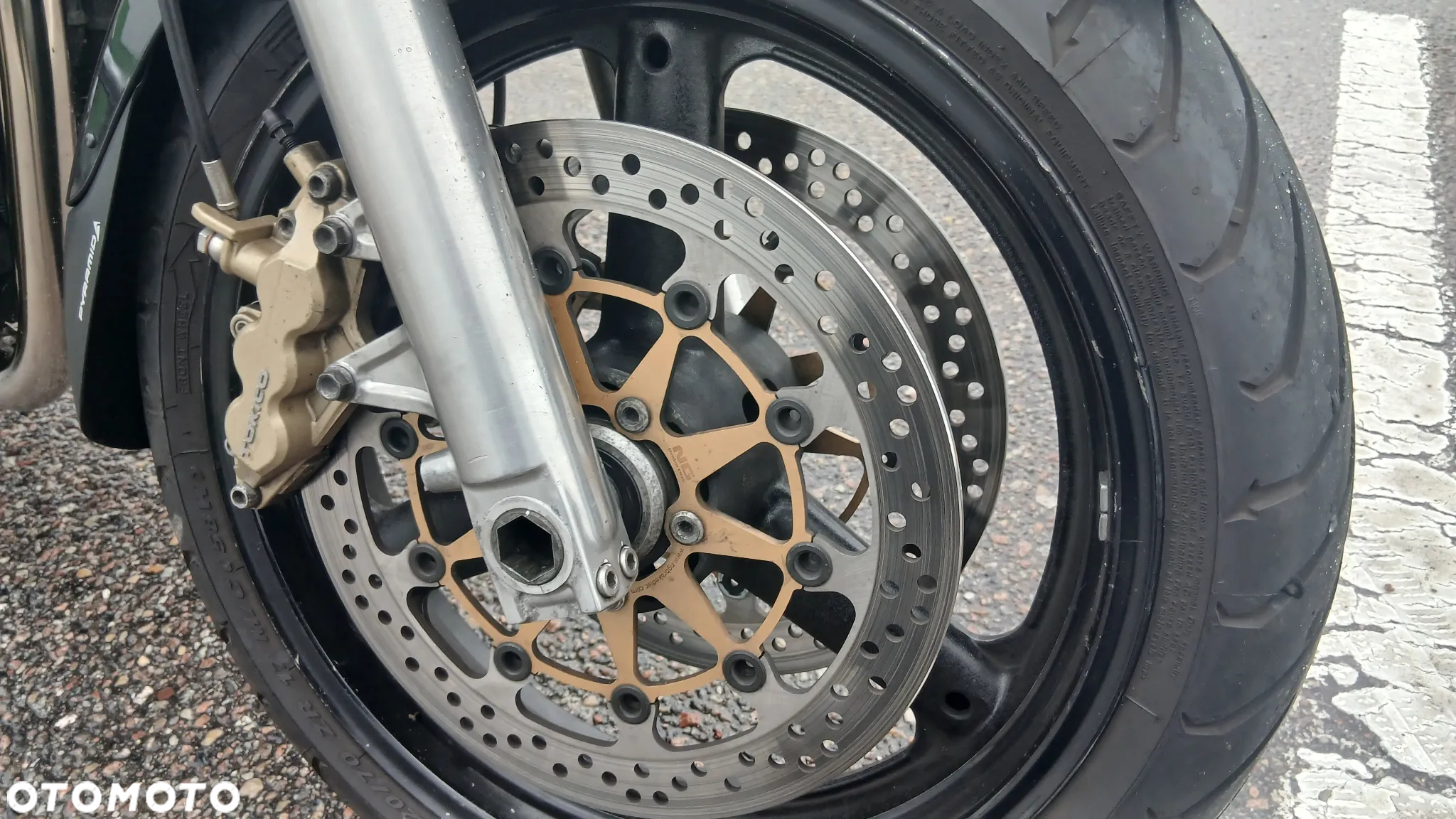 Suzuki GSX - 15