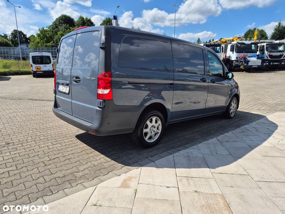 Mercedes-Benz Vito 110 CDi - SERWISOWANY - NISKI PRZEBIEG - RZADKI KOLOR - BOGATE WYPOSAŻENIE - EURO 6 - 8