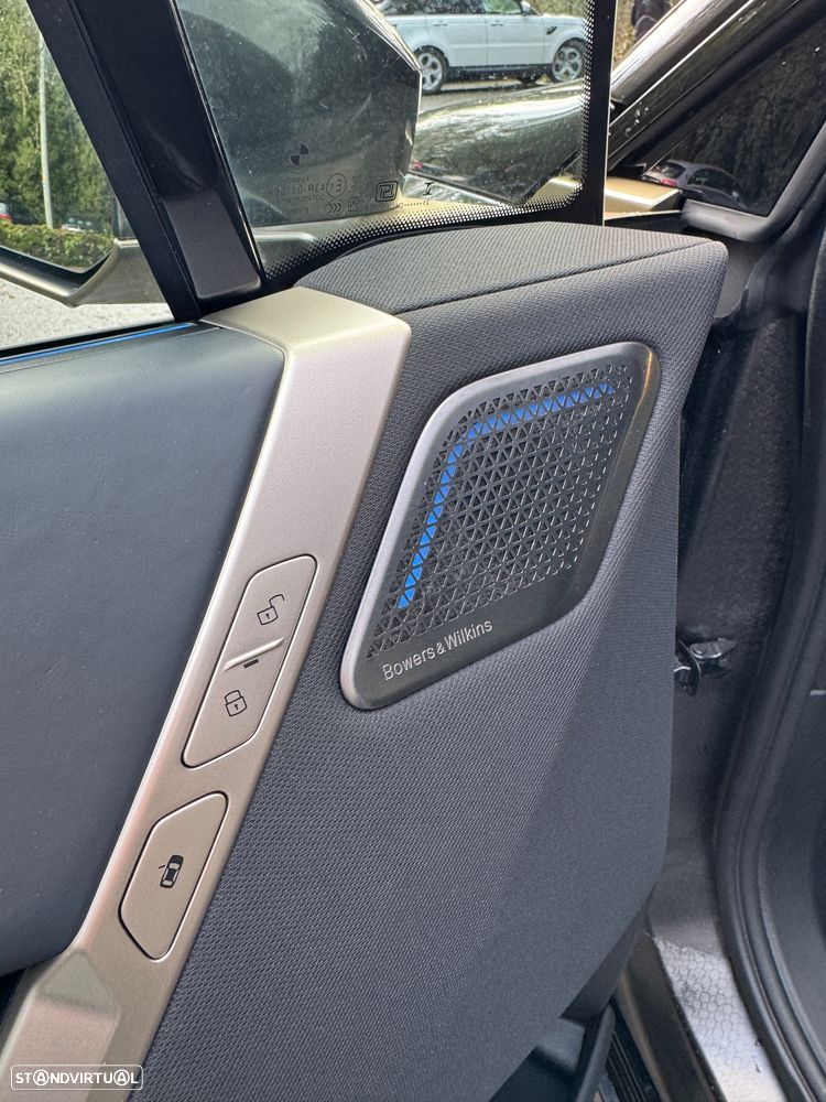 BMW iX xDrive 50 Pack Desportivo - 18