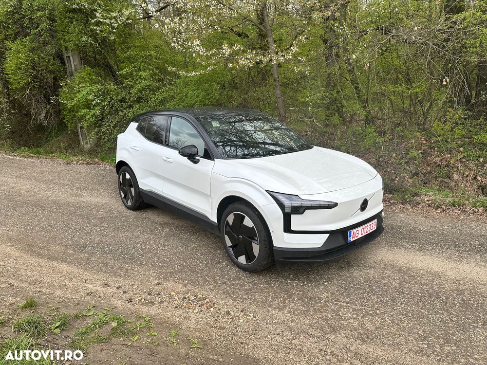 Volvo EX30 Twin Motor Performance AWD Black Edition Ultra - 14