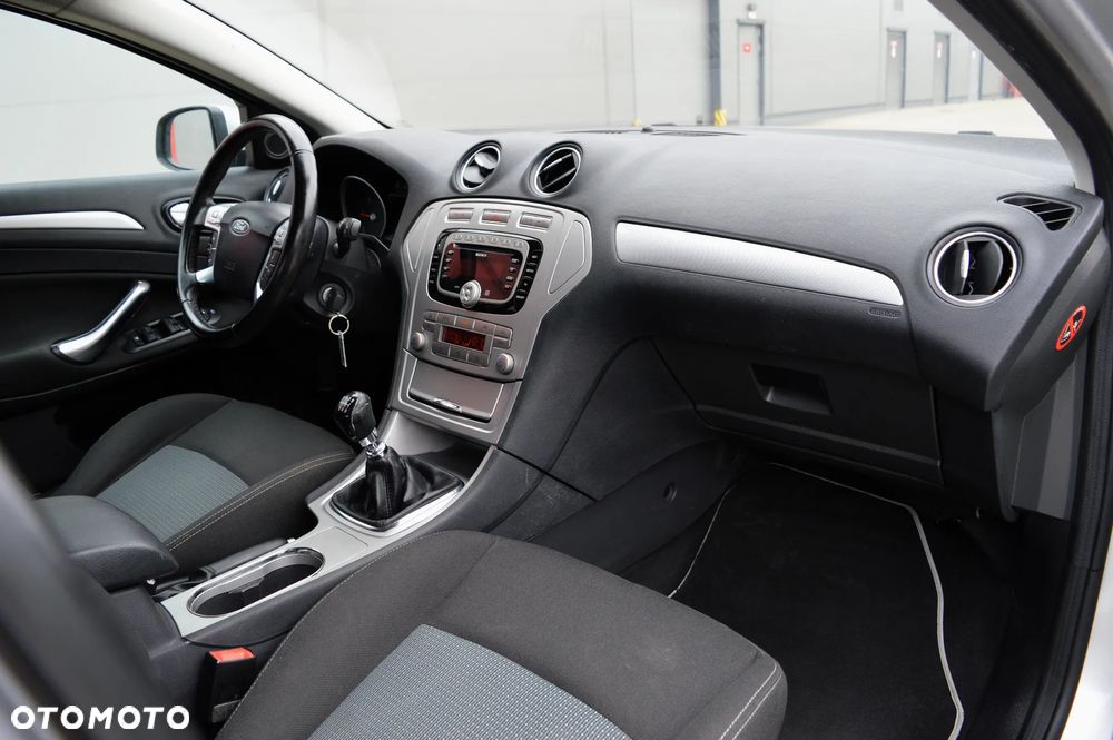 Ford Mondeo 1.8 TDCi Gold X - 10