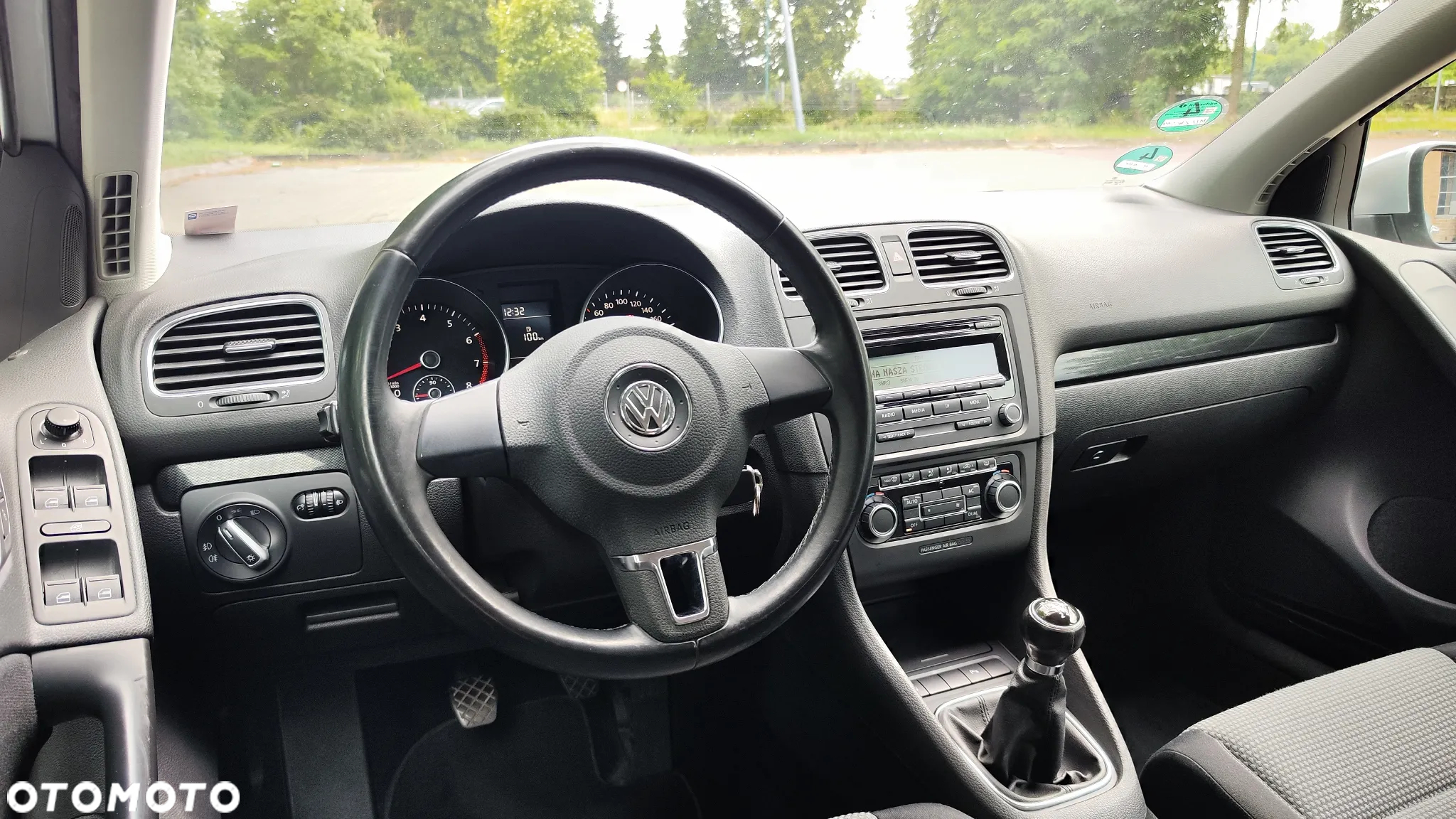 Volkswagen Golf VI 1.6 Comfortline - 22