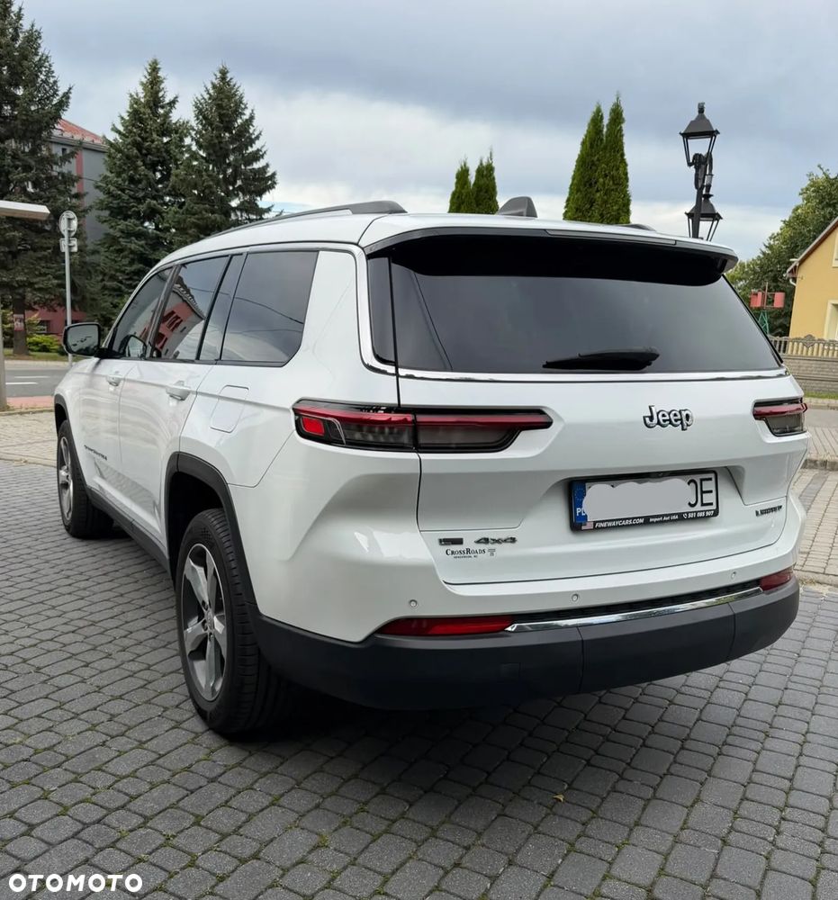 Jeep Grand Cherokee - 8