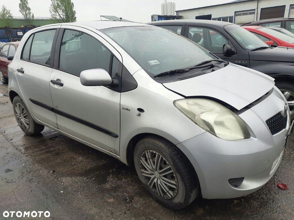 Toyota Yaris II 2005-2011 CZĘŚCI SREBRNA 1E7 1,4 D4D DIESEL - 3