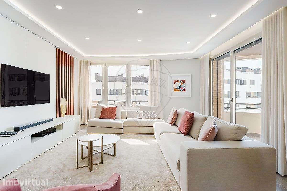 Apartamento T4 para arrendamento - Grande imagem: 2/15