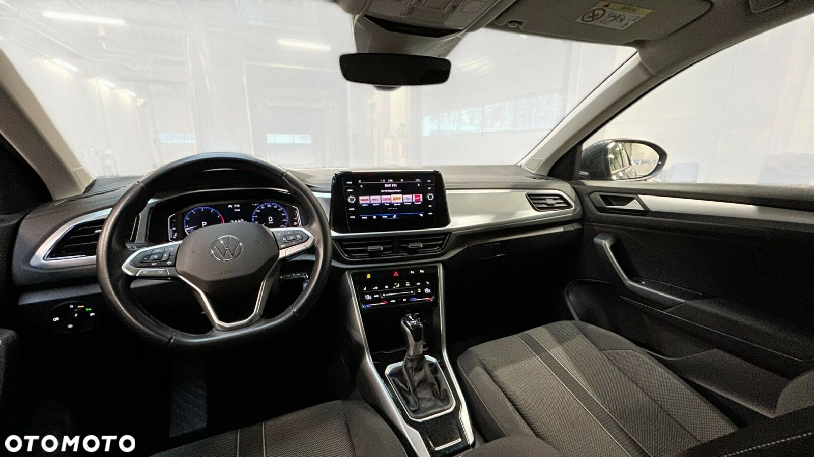 Volkswagen T-Roc 1.5 TSI Life DSG - 28